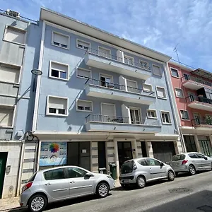 Dumont **** Лиссабон